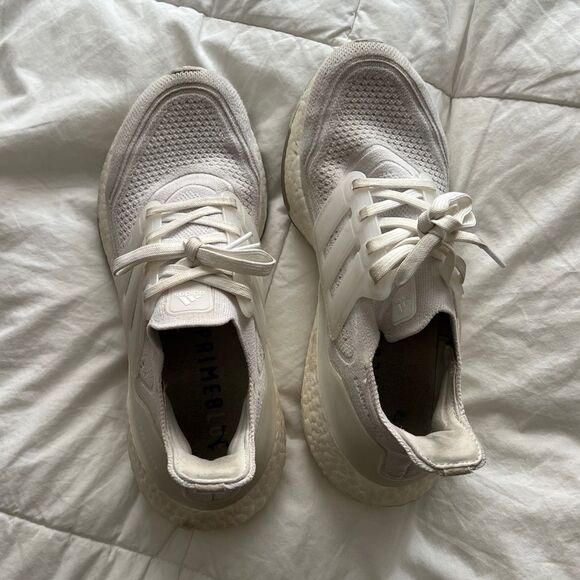 Adidas Women's Ultraboost 22 Running Shoe Size 7 Color White - Picture 5 of 11